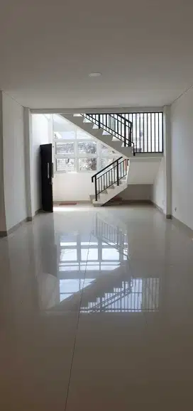 Rumah Baru Renov di Komplek Antapani Bandung