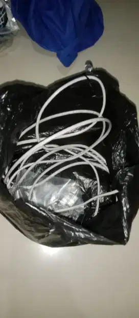 Dijual Kumpulan Kabel RJ 45 (LAN) + Bonus RJ 2 Buah Kondisi Bekas.