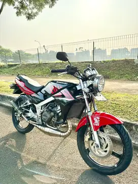 Kawasaki Ninja SS (KR 150N) Ninja SS Merah Zebra Original Tahun 2015