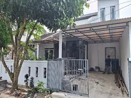 Dijual rumah di cluster gold, sdh 2 lantai, bagus, di Citra Indah City