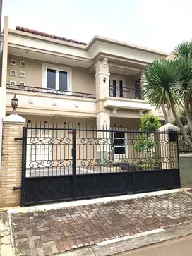 DIJUAL RUMAH BAGUS CLUSTER SAPPHIRE PHG, GADING SERPONG, TANG-SEL
