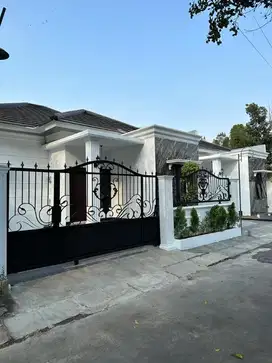 Rumah baru klasik bagus di jalan godean km 7