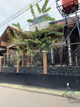 Rumah di Permana Barat Cimahi, Bagus Terawat Siap Huni