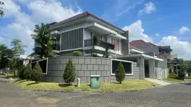 Dijual Rumah Mewah Araya Furnish dekat Bandara dan Exit Tol Malang