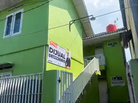Rumah 2 Lantai 22 Kamar Tidur di Pusat Kota Cianjur