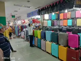 Kios Murah di PGC depan Escalator lantai 2, Beli 1 Gratis 1