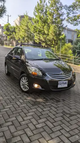 Toyota Vios gen 2 at automatic low km antik cat full original simpanan