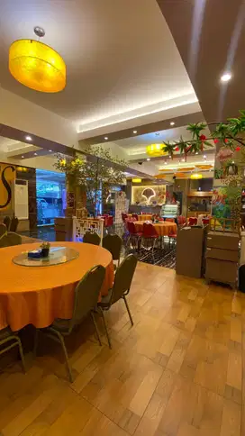 Hotel + Resto Aktif di Tengah Kota Bandung