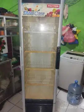 Showcase merek Polytron