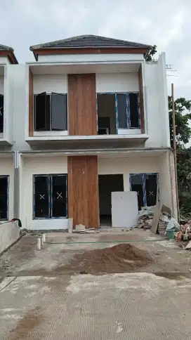 AMATA RESIDENCE 1 MILYARAN