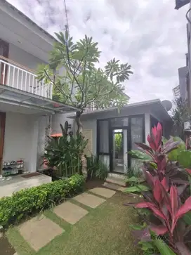 Villa 3 bedroom Near To Beach For Leasehold 15 Years, Renon area