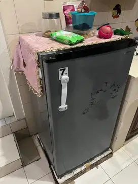 Kulkas maspion 1 pintu