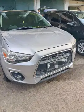 MITSUBISHI OUTLANDER PX AT  2015