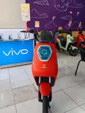SEPEDA LISTRIK UWINFLY M60