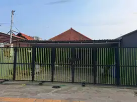 Bangunan Komersial di Tengah Kota Surabaya, Jalan kartini