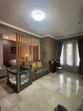 Dijual Rumah Bagus, Siap Huni, Di Nusaloka BSD