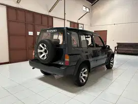 Suzuki Vitara 1993 Bensin 4x4 Good Condition!