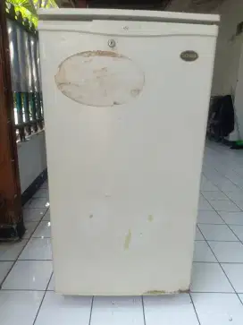 Kulkas Uchida kurang dingin