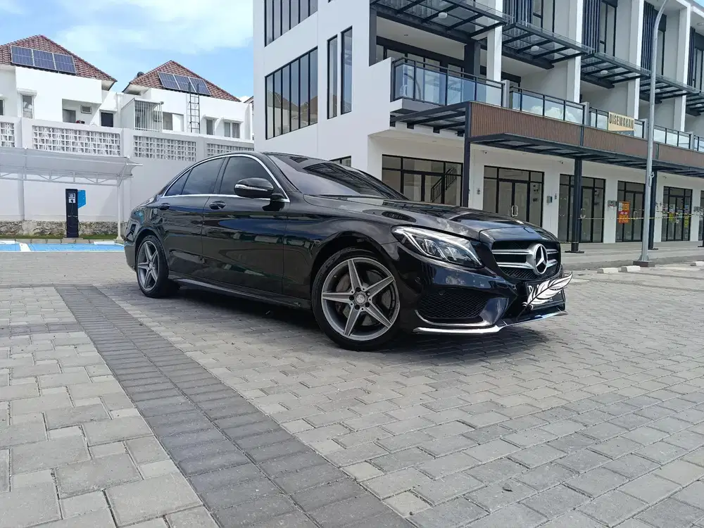 Mercedes-Benz C250 2015 Bensin