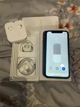 Dijual Iphone 11 Black 64GB Lengkap Terdaftar