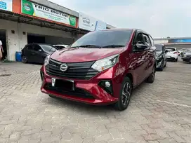 KM 1.700 Daihatsu Sigra R AT 2022 Merah Seperti Baru