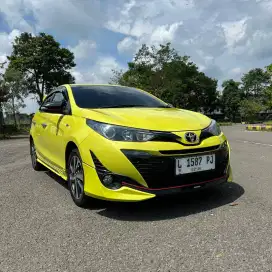 TOYOTA YARIS TRD SPORTIVO KUNING LEMON AT KM LOW 7 airbag 2018