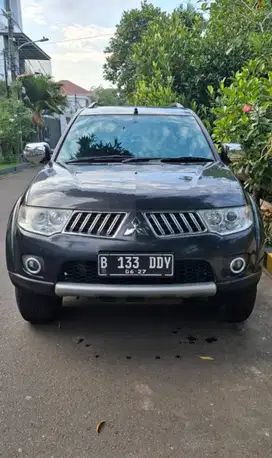 Mitsubishi Pajero Exceed  2012