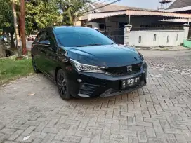 Honda City RS 1.5 Hatchback Cvt th 2021