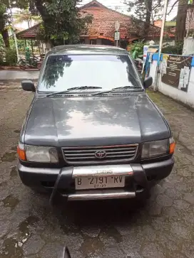 Toyota Kijang Kapsul LGX Th 1997 Manual Abu Abu Metalik