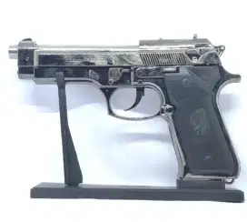 Korek Model Pistol