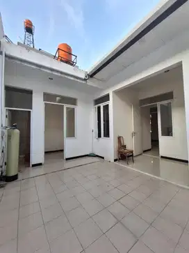 Dijual Rumah Di Taman Kopo Indah V Sommervile