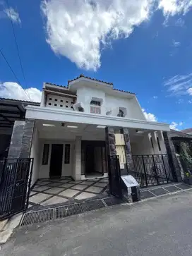 Rumah siap huni di pondok bambu