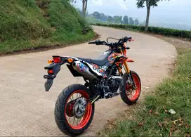 Jual Cepat D-Tracker 2021 Low KM 900 Perak full modif Jarang Pakai