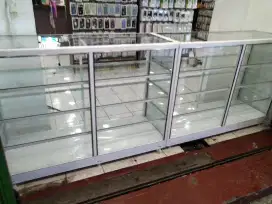 Etalase Kaca 1,5m Murah Jogja