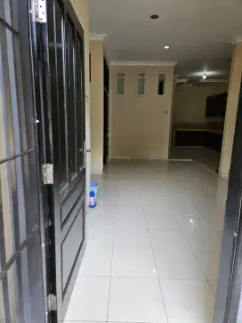 Dijual rumah di villa melati mas Serpong Tangerang Selatan