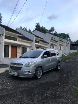 Chevrolet Spin 2013 Bensin