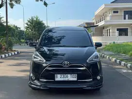 Toyota Sienta 1.5 Q AT 2016