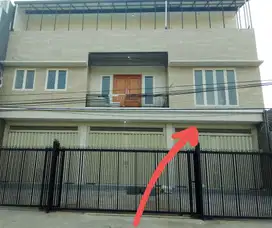JUAL / SEWA 1 UNIT RUKO 3 lantai SHM Wiyung Karangan PDAM Surabaya