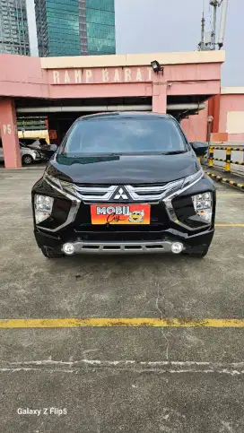 MITSUBISHI XPANDER SPORT CROSS 1.5 AT 2021 HITAM