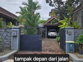 Rumah luas dan asri siap huni depan taman di Arcamanik (aeromodeling)
