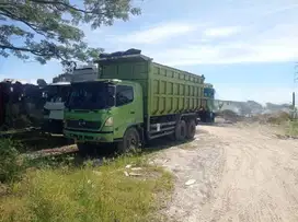 HINO dump truck tronton FM260TI