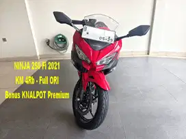 Pribadi Kawasaki Ninja 250 FI 2 Silinder KM 4 Ribu Perfect