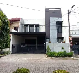 DIJUAL RUMAH KETINTANG WIYATA BELAKANG UNESA