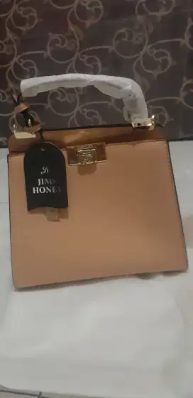 Tas jinjing buat kondangan