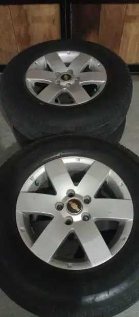 Velg Ori plus Ban masih oke. Copotan Captiva