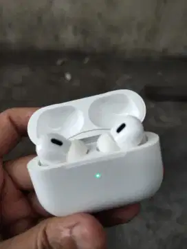 airpods pro gen 2 lightning magsafe