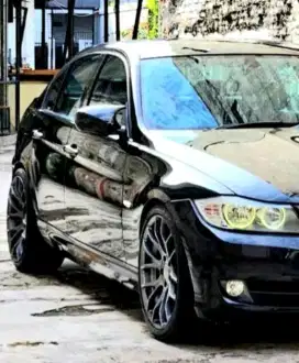 Dijual 320i 2010 km 80.000 pjk panjang