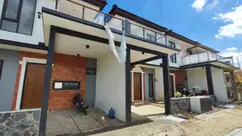 Villa batu premium private pool dan rooftop dekat alun alun batu