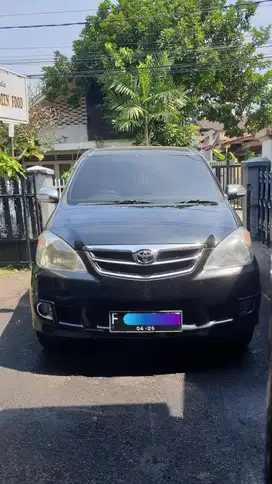 Toyota Avanza 2011 Bensin