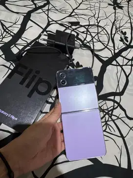 Z flip 4 purple 256gb